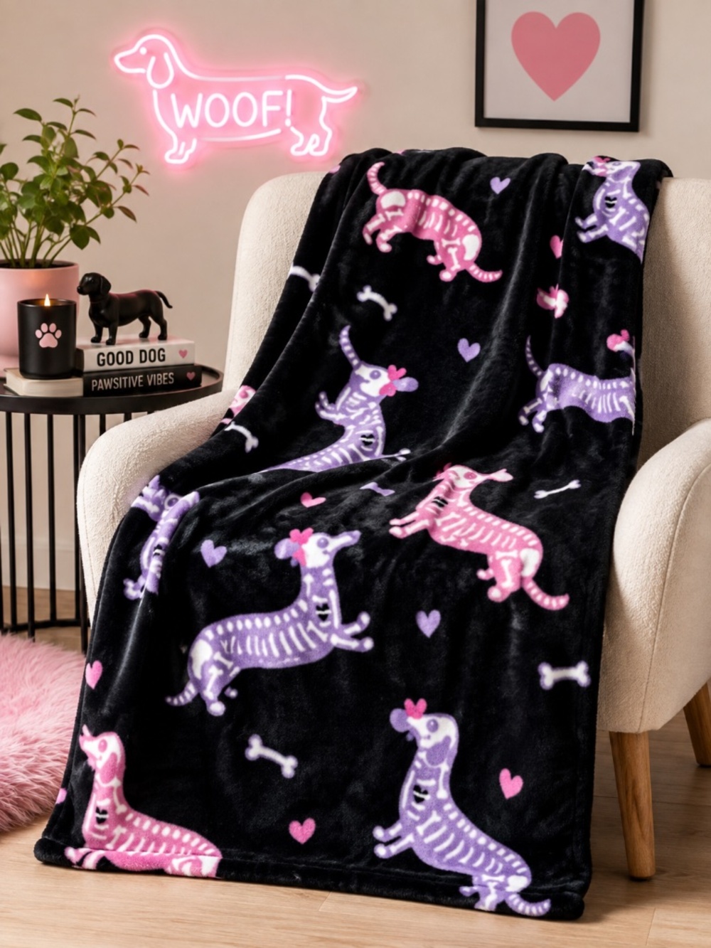 Betsey Johnson Plush Throw Blanket 50x70 Skeleton Dachshund Dogs Black Halloween